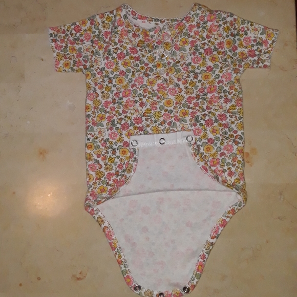 Genuine Kids Floral Jean Skirts w/Carter's Onesie - Picture 2 of 10